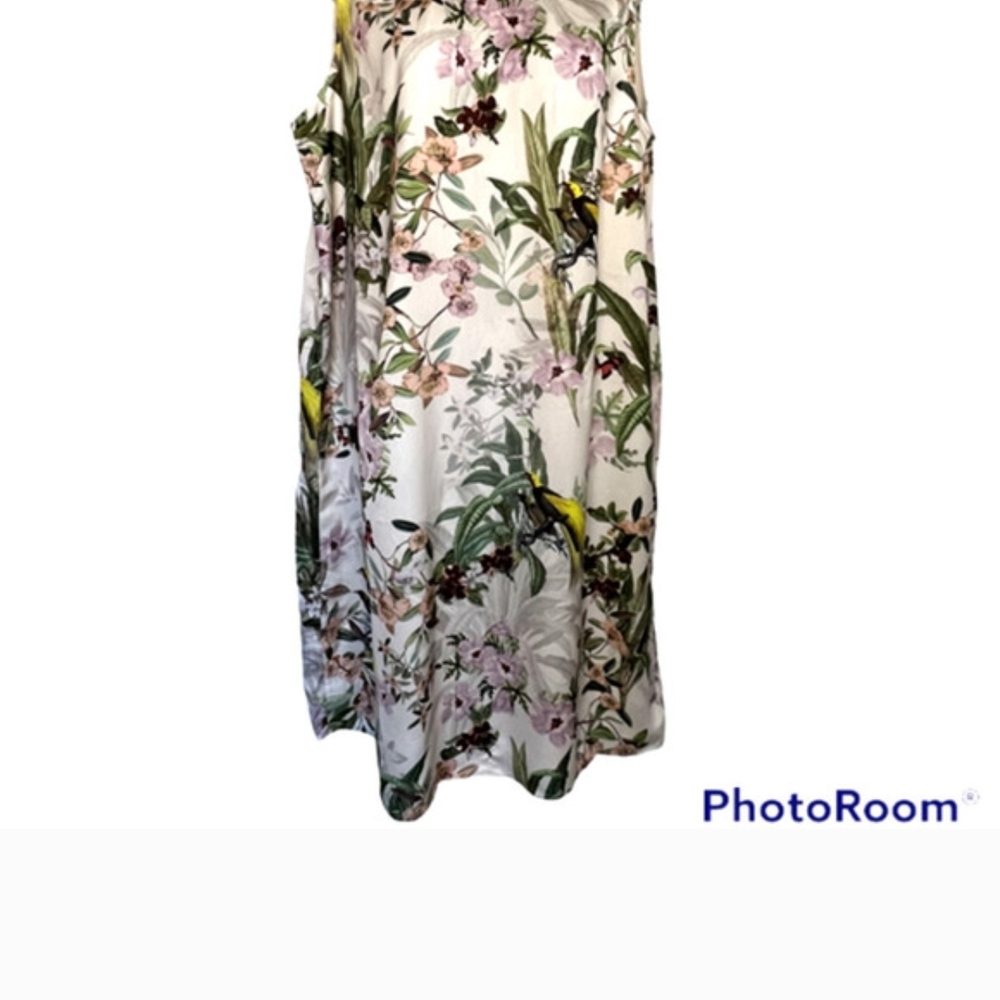 Beautiful Floral Sleeveless Skirt